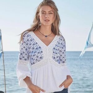Sundance White Blouse with Blue Embroidery Terrance Waves